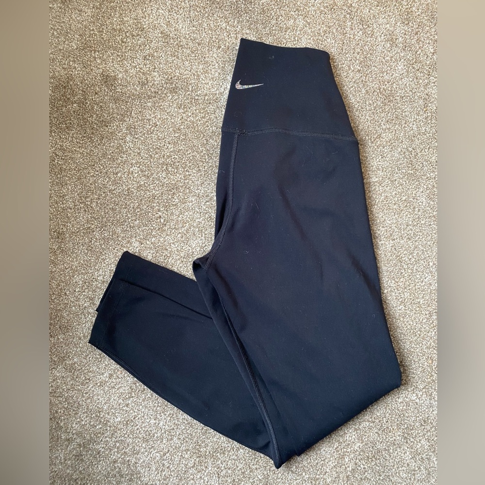 NWOT Nike Yoga Dri-FIT High-Waisted 7/8 Leggings